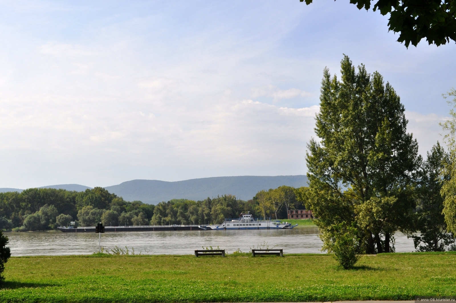Vác